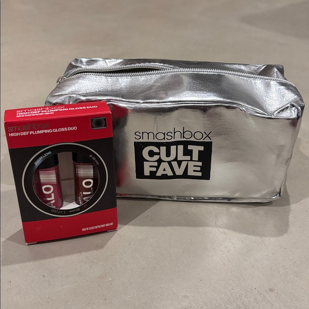 Sale Smashbox Bundle: HighDef Plumping Lip Gloss Duo + Cult Fave Makeup Bag